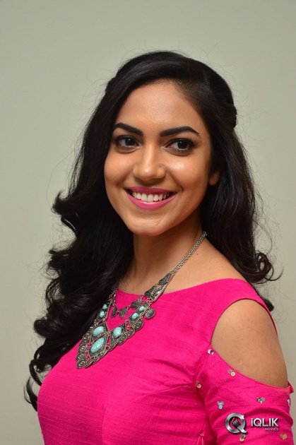 Ritu-Varma-At-Pelli-Choopulu-Movie-100-Days-Function